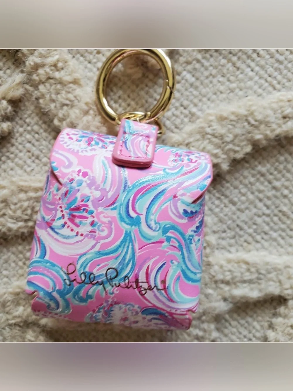 NWOT ~ Lilly Pulitzer Pink Swirl Keyring Ear Bud Pouch with Gold Ring